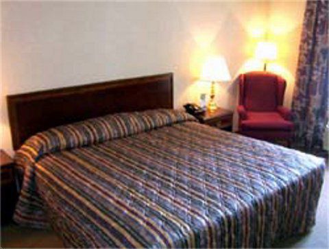 Westmont Inn & Suites Omaha Quarto foto