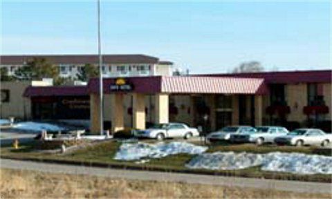 Westmont Inn & Suites Omaha Exterior foto